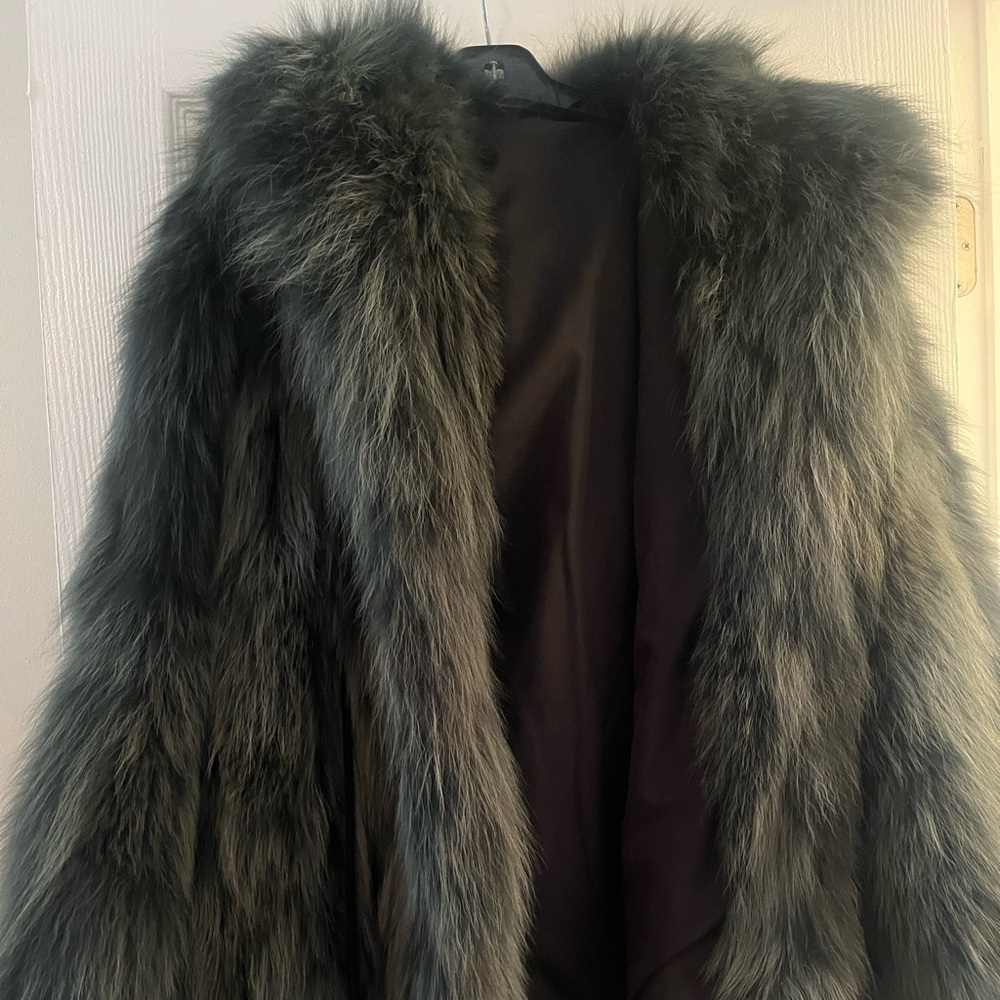 Women's Fur Jacket with a Hood - Dark Green